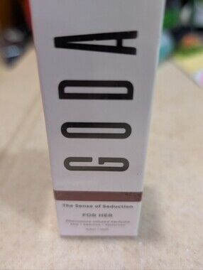 GODA For Her Eau de Parfum - White & Rose Gold Box
